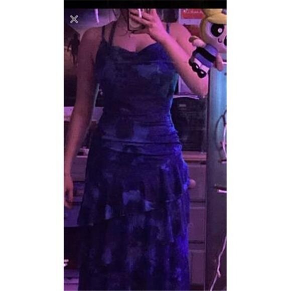 NEW - Women's Long Dress Summer Ruffled Layered Floral Sundress With Thin Straps - Picture 7 of 7